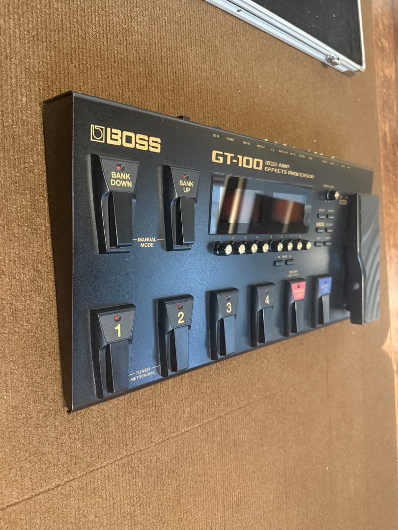 BOSS GT-100 マルチエフェクター