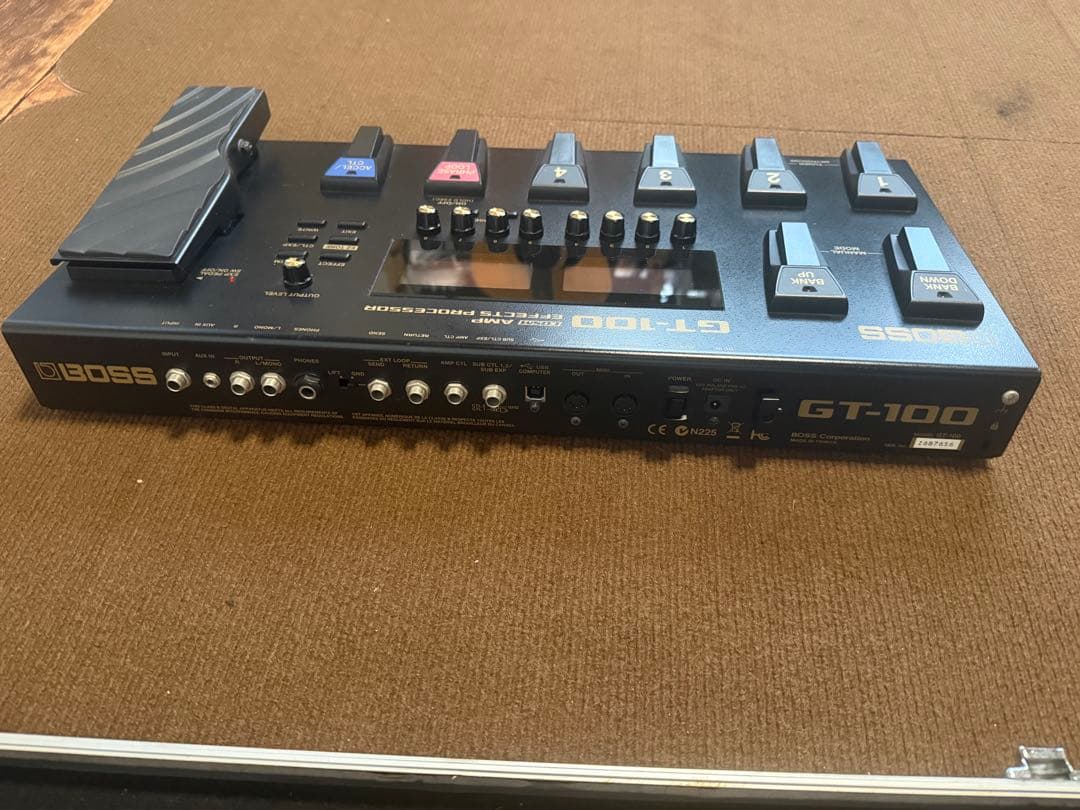 BOSS GT-100 マルチエフェクター
