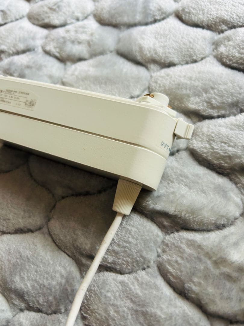 ペンダントライト 透明球形ガラス