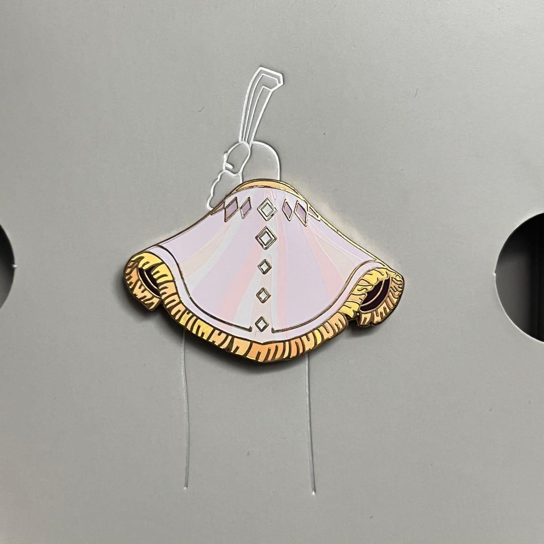 Sky星を紡ぐ子どもたち 想いを編む賢者のケープ ピンバッジ(連携済み)