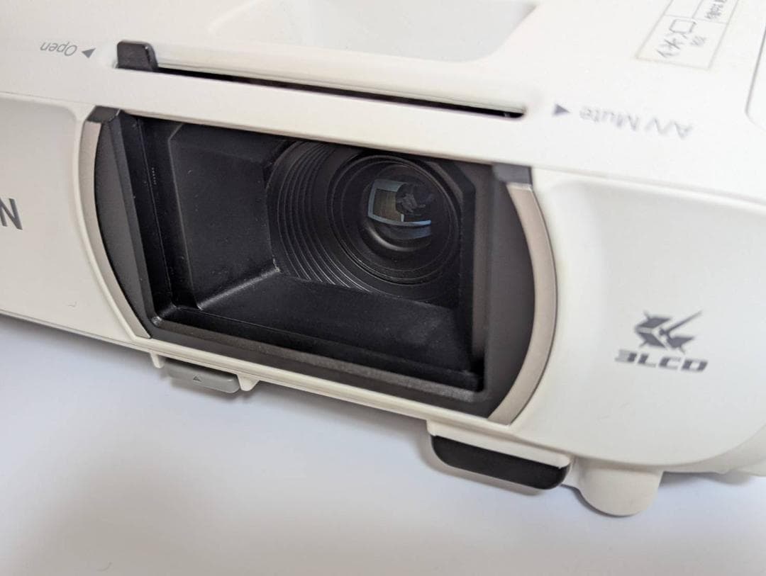 2020年度発売 EPSON dreamio EH-TW750 プロジェクター