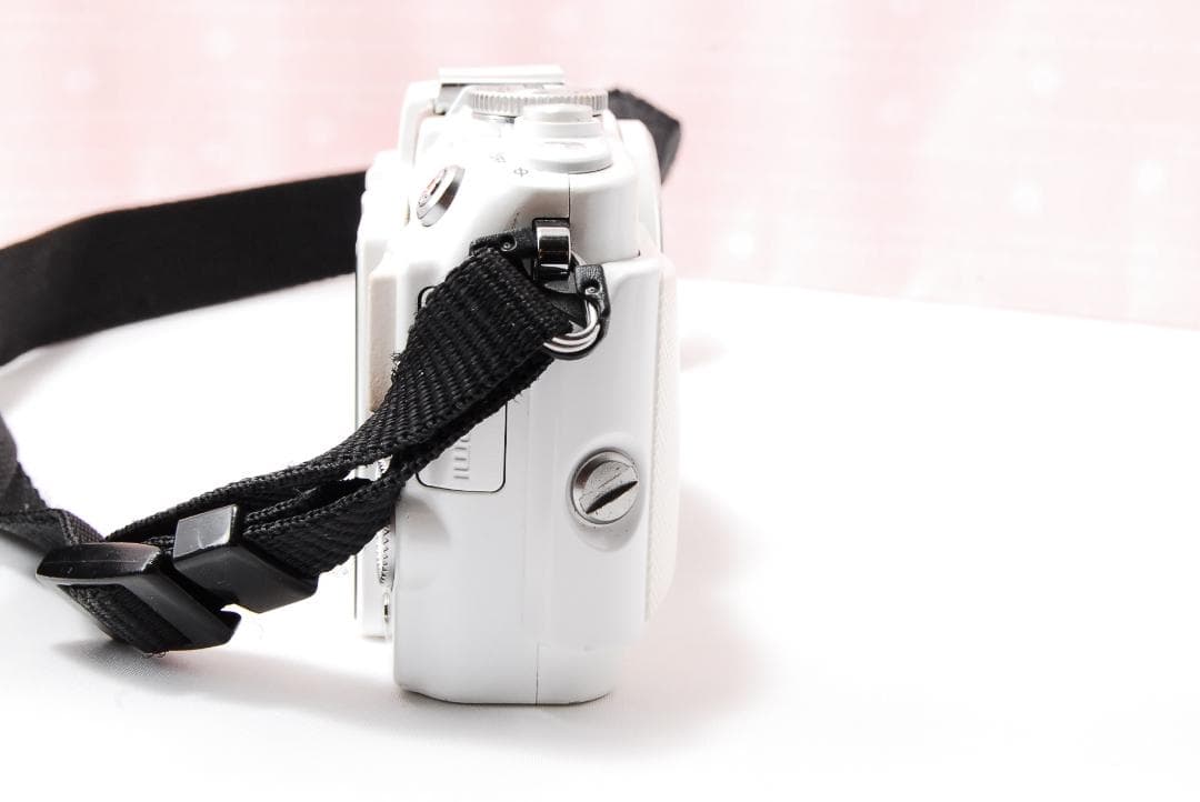 〓ミラーレス一眼レフカメラ〓オリンパス OLYMPUS E-PL6 ホワイト