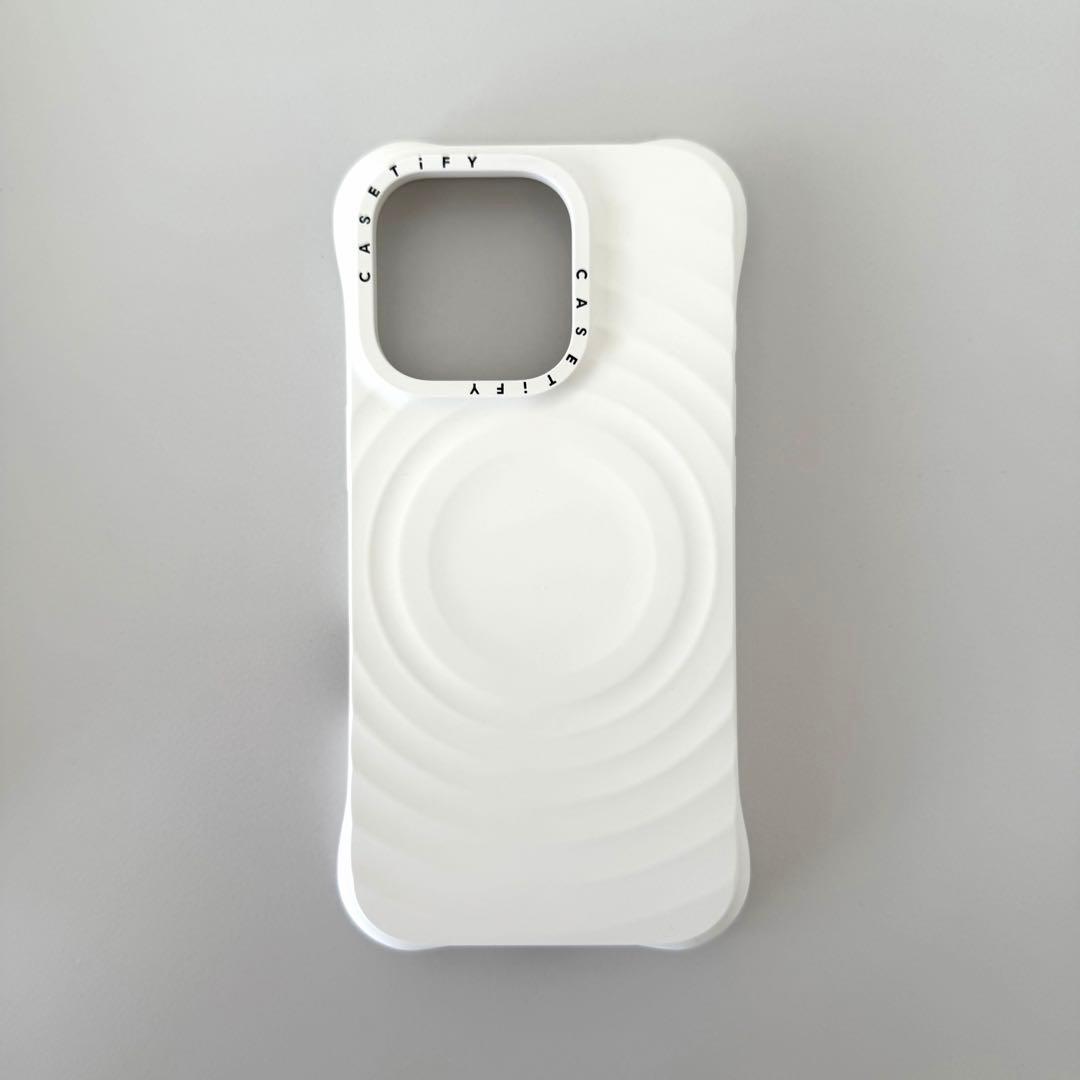 CASETiFY ウェーブシリコンケース ホワイト iPhone16Pro