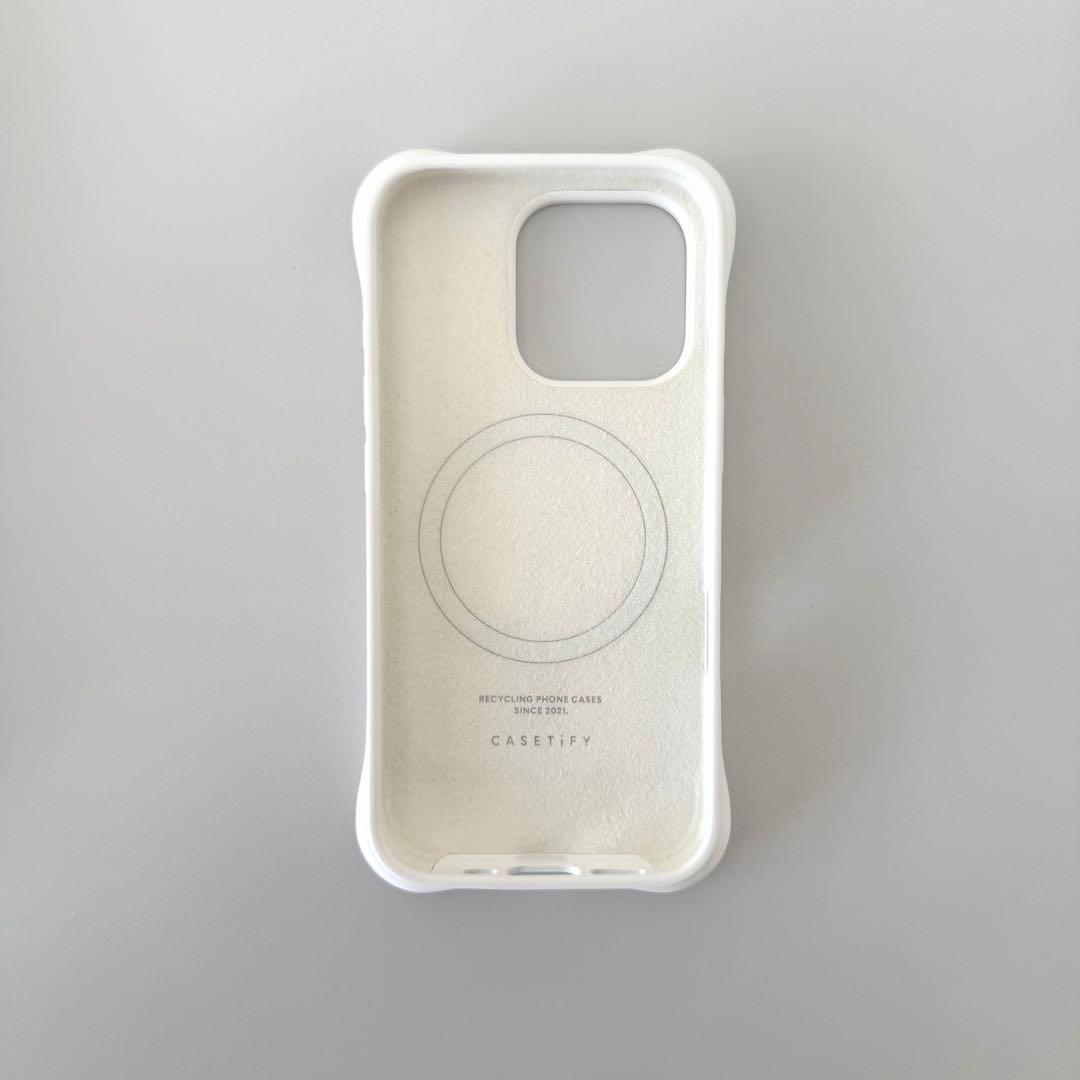 CASETiFY ウェーブシリコンケース ホワイト iPhone16Pro