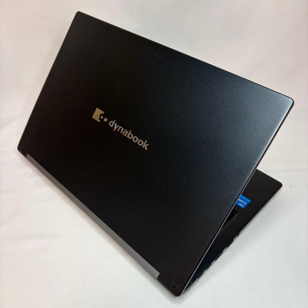 使用極少 美品 dynabook G83 第12世代 i5 16GB 256GB