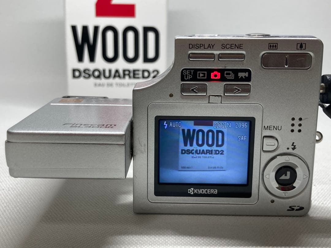 概ね美品　KYOCERA　Finecam SL400R　撮影例有　h01d21d