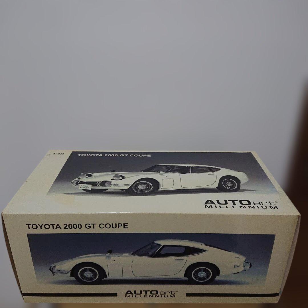 1/18 オートアート トヨタ 2000 GT COUPE