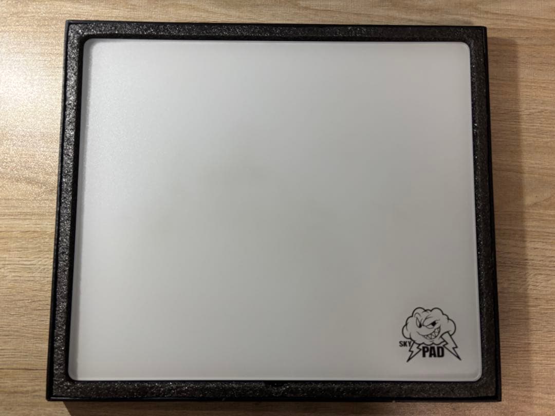 SkyPAD 3.0 XL ゲーミングガラスマウスパッド ホワイト