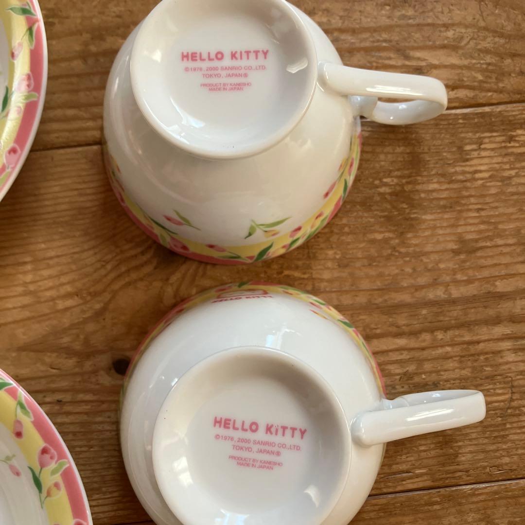 HELLO KITTY 食器セット 花柄