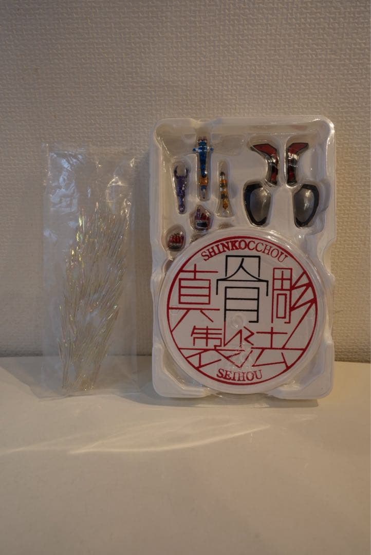 S.H.Figuarts（真骨彫製法）仮面ライダーカブトハイパーフォーム10th