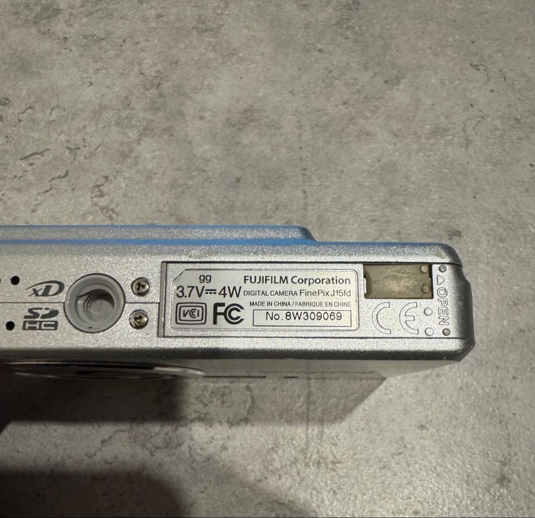 美品＊FUJIFILM FINEPIX J15