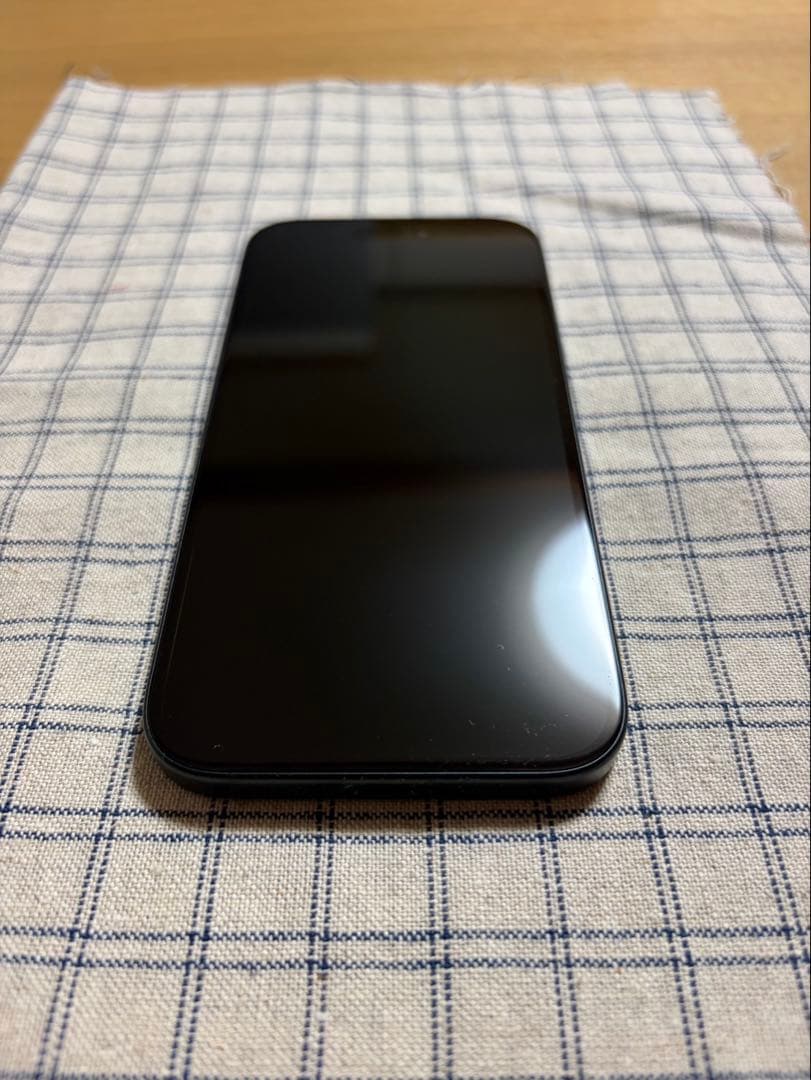 【美品】Apple iPhone 15 ブラック 本体 箱付き