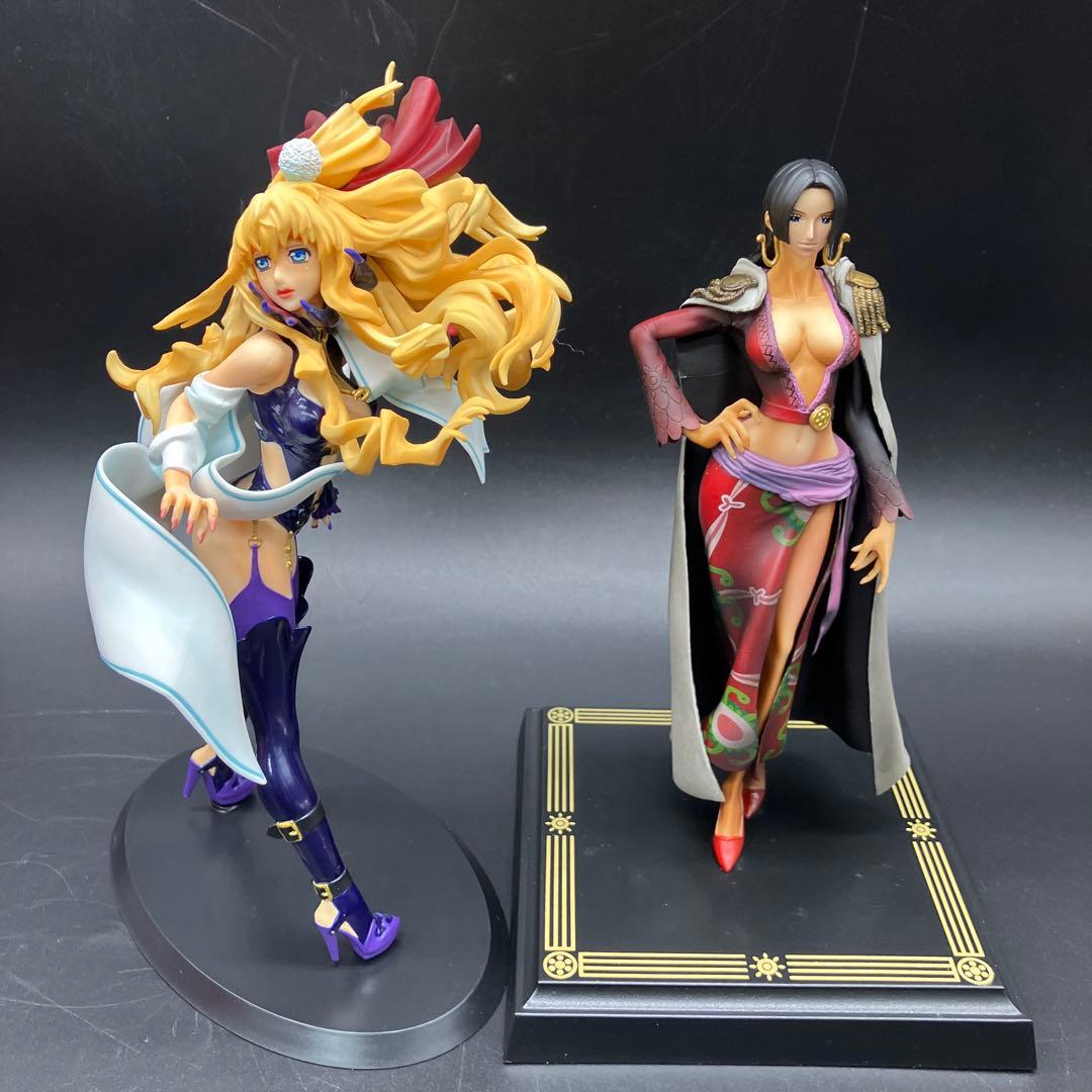 ワンピース　ONE PIECE 大量　フィギュア　劇場版マクロス　ハンコック