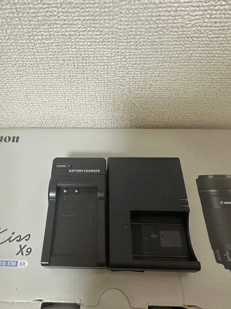 か*ん様 Canon EOS Kiss X9 本体とレンズ2本付き