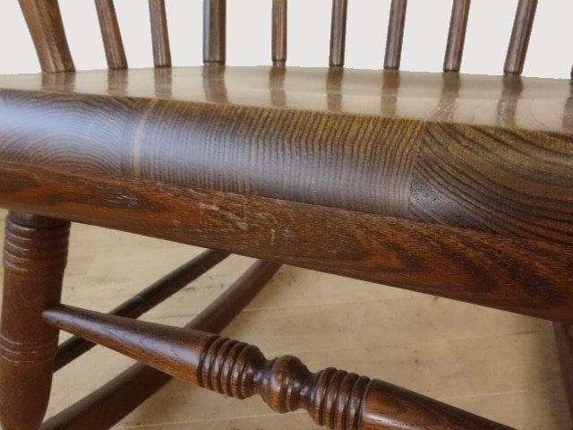 飛騨産業キツツキ　木製　ロッキングチェアーA　再塗装済　ＵＳＥＤ