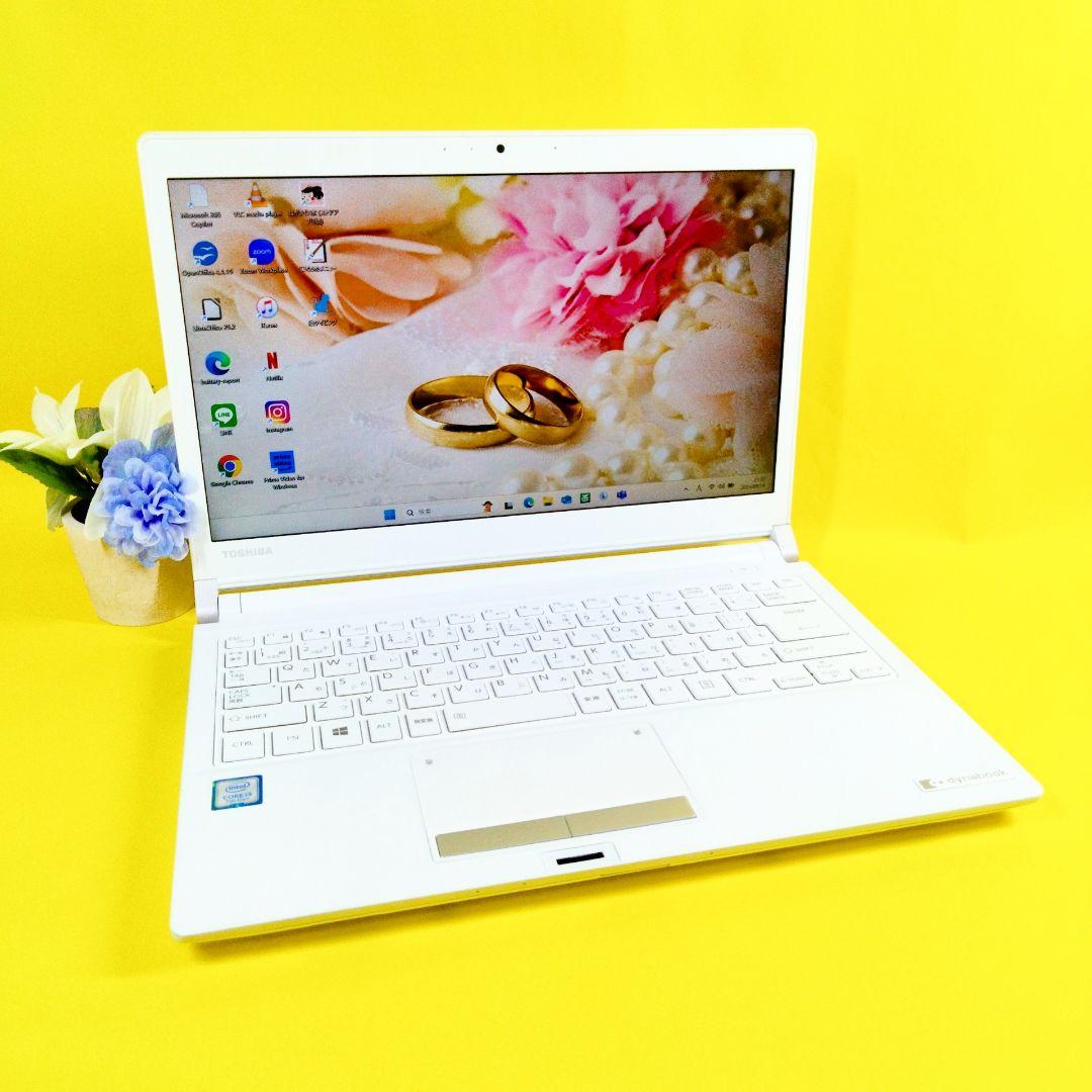 綺麗❤小型サクサク動くノートパソコン✨️薄型カメラ付き✨️快適SSD