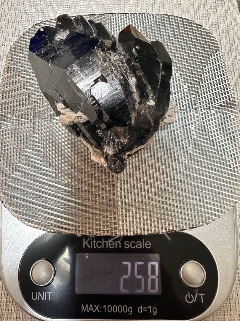 チベット産 黒龍モリオン クラスター 天然黒水晶 原石 魔除け 結晶群 1032