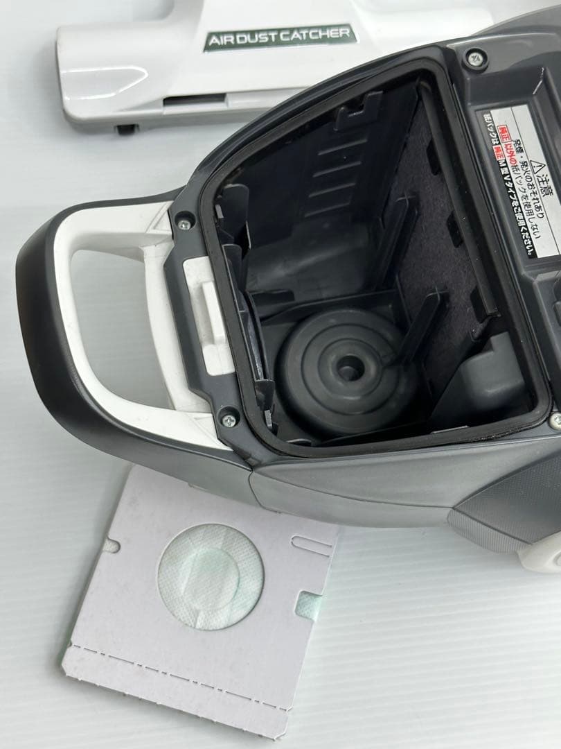 良品動作保証品　Panasonic 2019年製　MC-PKL20A-W 掃除機