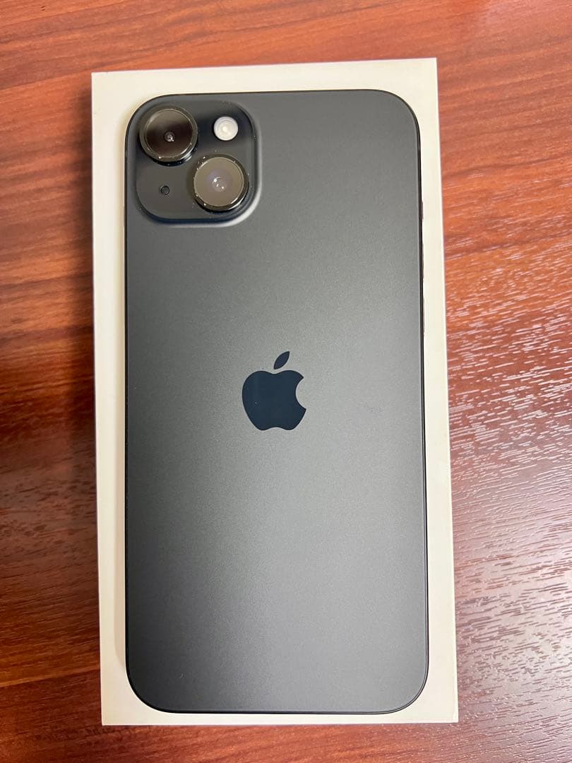 iPhone 15Plusブラック128GB