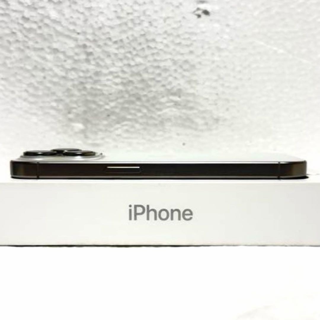 【良品】iPhone15pro ホワイトチタニウム 128GB バッテリー93%