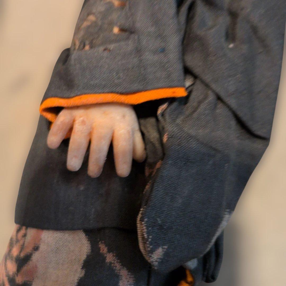 古い人形 着物　ホラー人形　The Haunted Japanese Doll