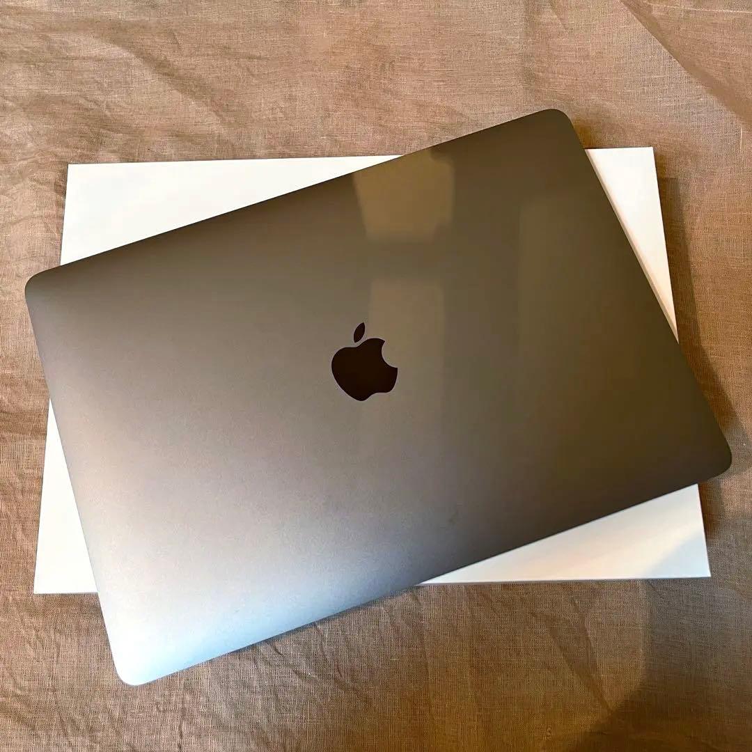 【最終値下げ】Macbook Air 13インチバッテリー100% 8GB 箱有