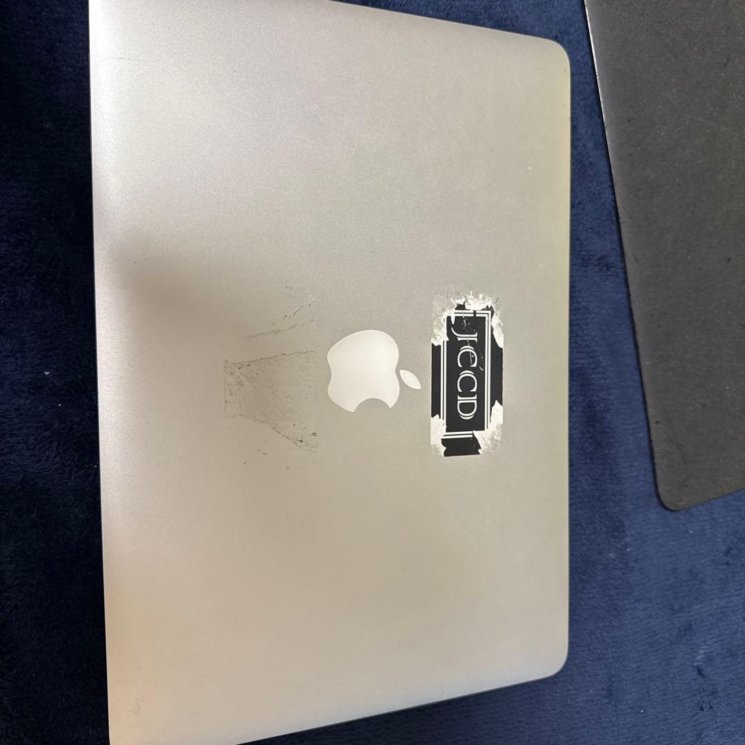 MacBook Air 13インチ 充電器付きプレゼント付き