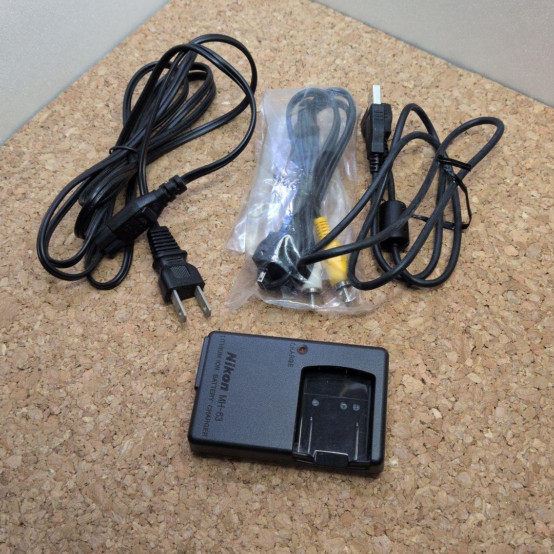 Nikon デジタルカメラ　COOLPIX S60 ピンク