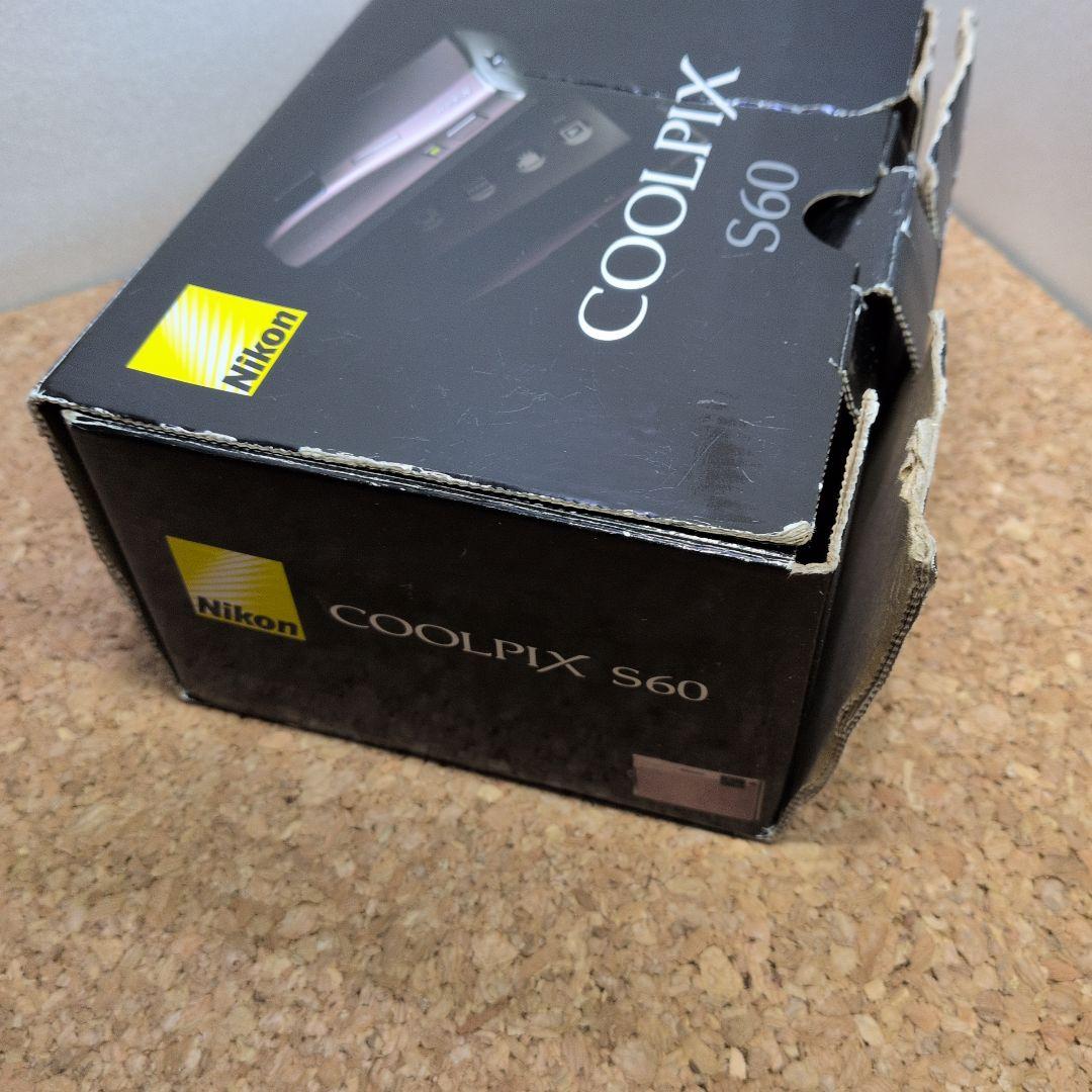 Nikon デジタルカメラ　COOLPIX S60 ピンク