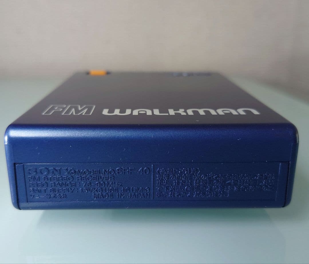 SONY FM WALKMAN SRF-40 FMラジオ 動作品