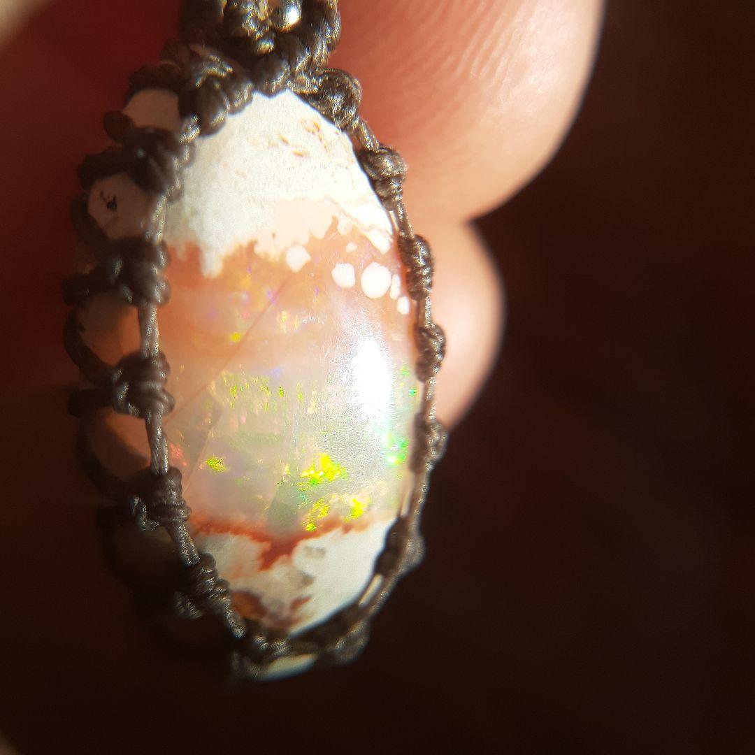 マクラメネックレス　カンテラオパール