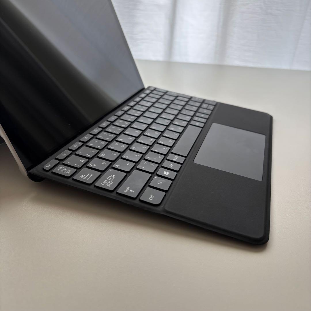 【美品】Surface Go 2 /タイプカバー＆アダプター付き