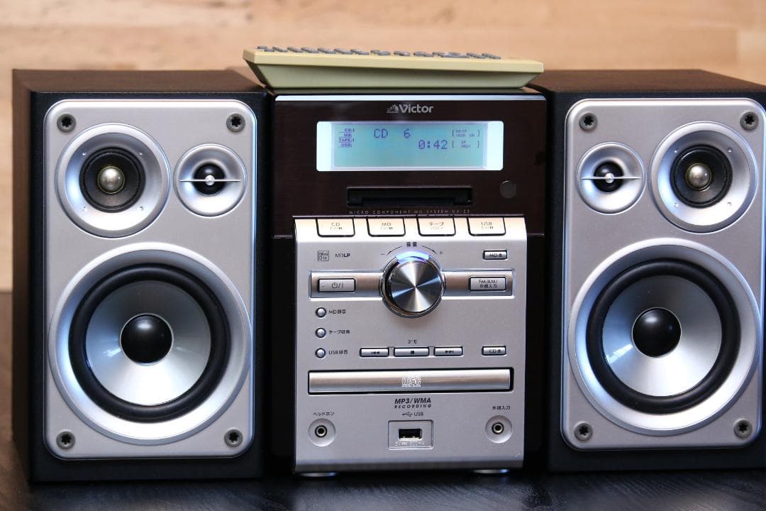 VICTOR UX-Z2 CD/MD/TAPE/USB/TUNER ミニコンポ