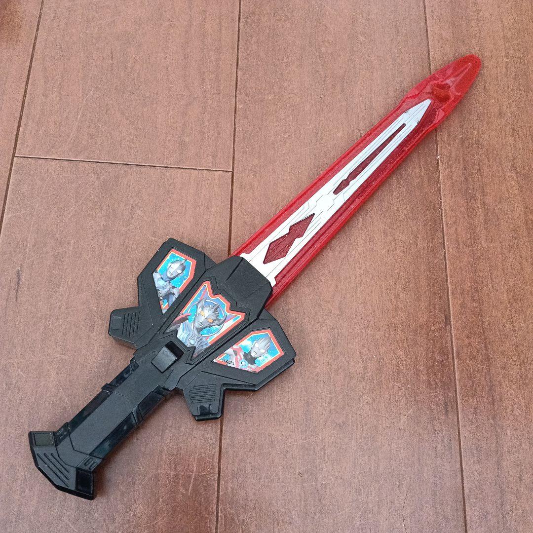 【値下げ】ウルトラマンソフビ 44体　バスボールフィギュア　本　剣　まとめ売り