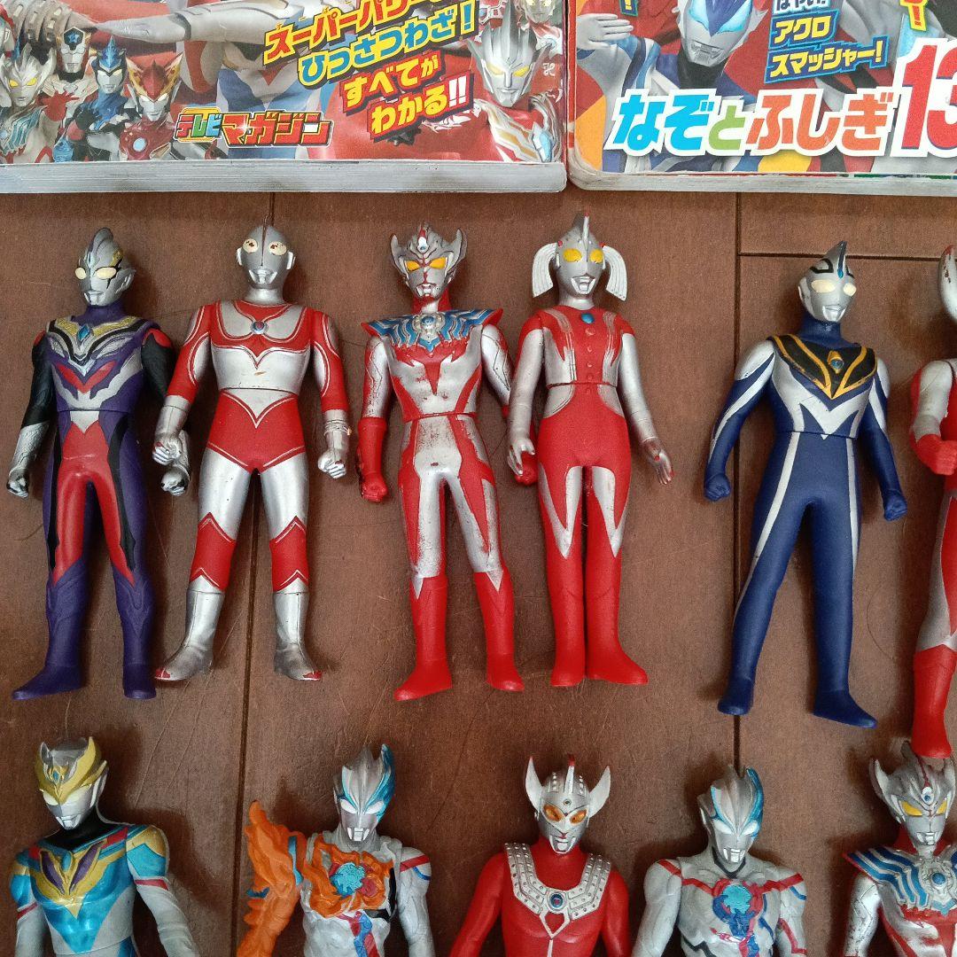 【値下げ】ウルトラマンソフビ 44体　バスボールフィギュア　本　剣　まとめ売り