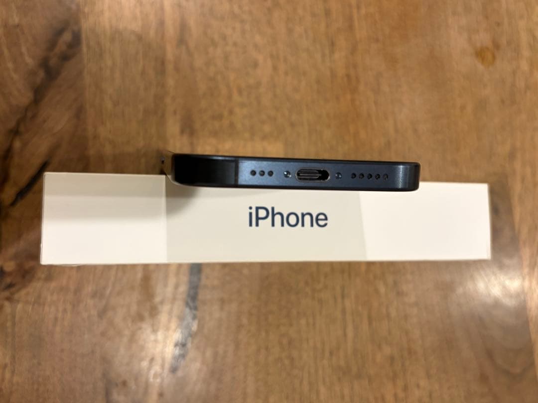 o*a様 iPhone 15 Pro Blue Titanium 128GB 香