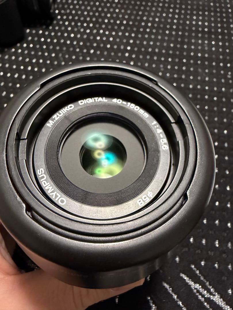 美品OLYMPUS OM-D E-M10 Mark III ダブルズームキット