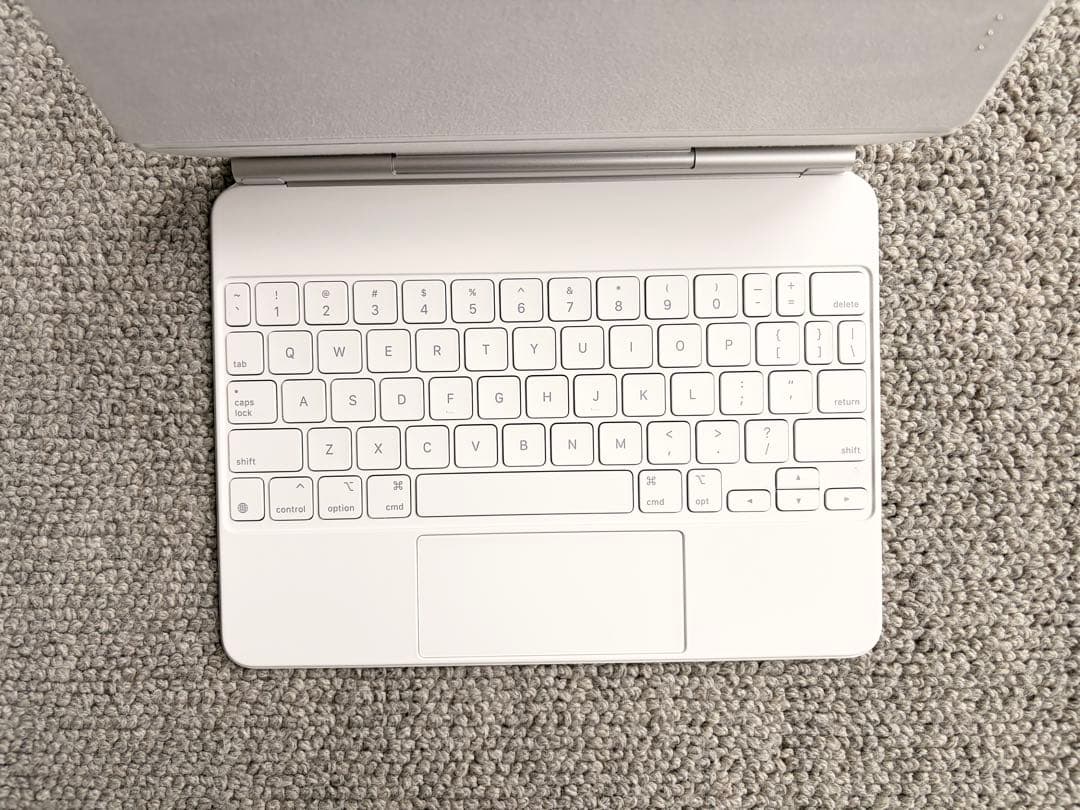 純正 Apple iPad 11インチ用Magic Keyboard US