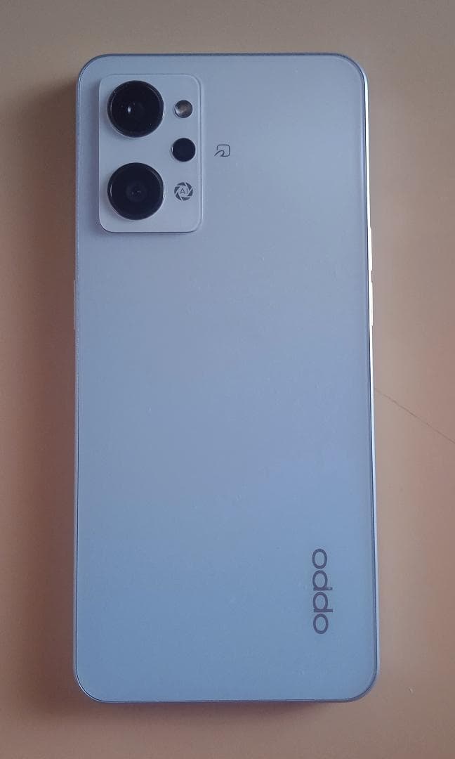 Oppo Reno7 A スマホ本体