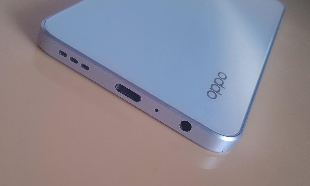 Oppo Reno7 A スマホ本体