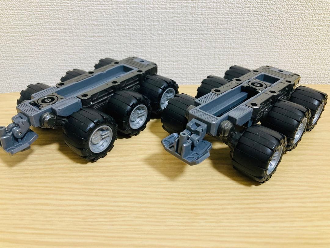 ダイアクロン：タクティカルキャリア　バリアブルシャーシ×2