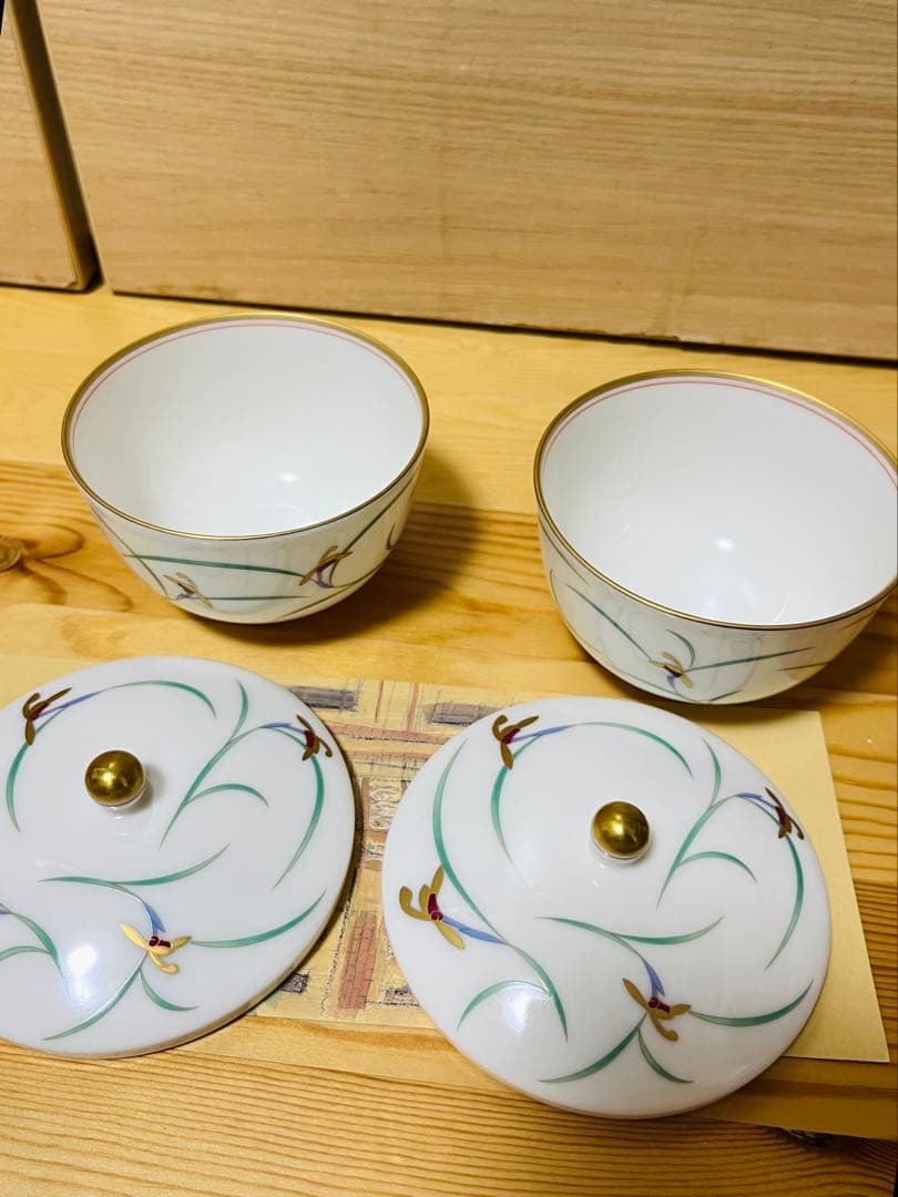 新品香蘭社 湯呑み蓋付き 5客セット