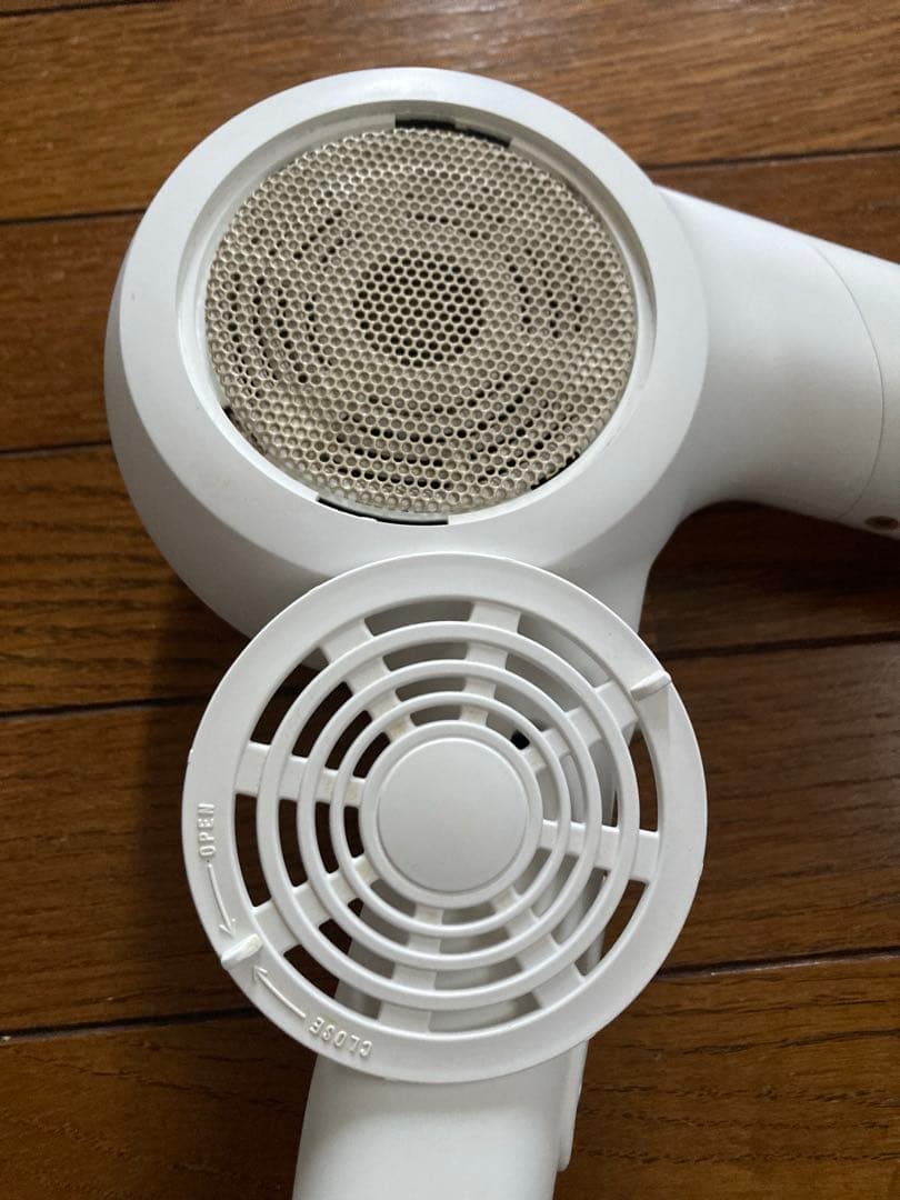 クレイツ　ホリスティックキュア ドライヤー モイストプラス CCID-P02W