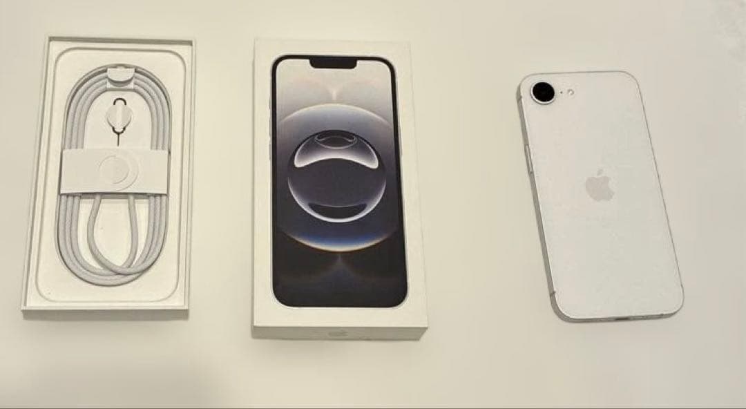 【128GB】iPhone16e ホワイト バッテリー99％
