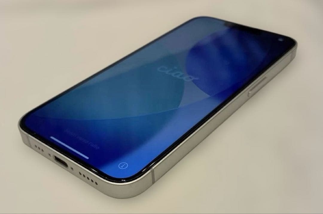 【128GB】iPhone16e ホワイト バッテリー99％