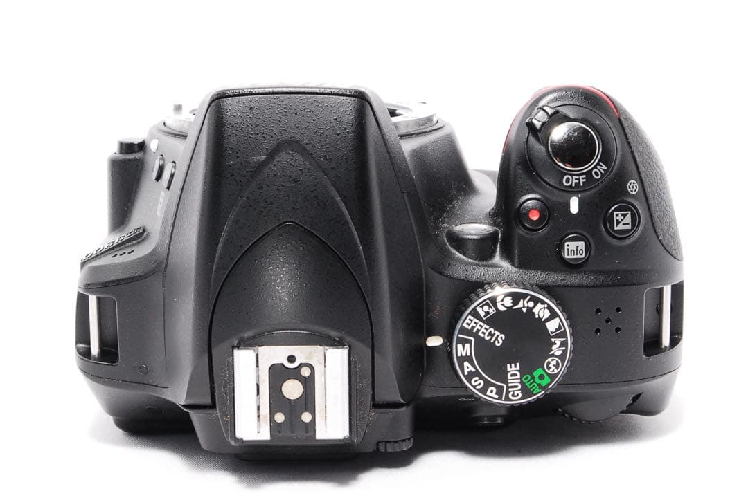 ◆ショット数僅か◆Nikon D3300◆Flash Air付き◆一眼レフカメラ