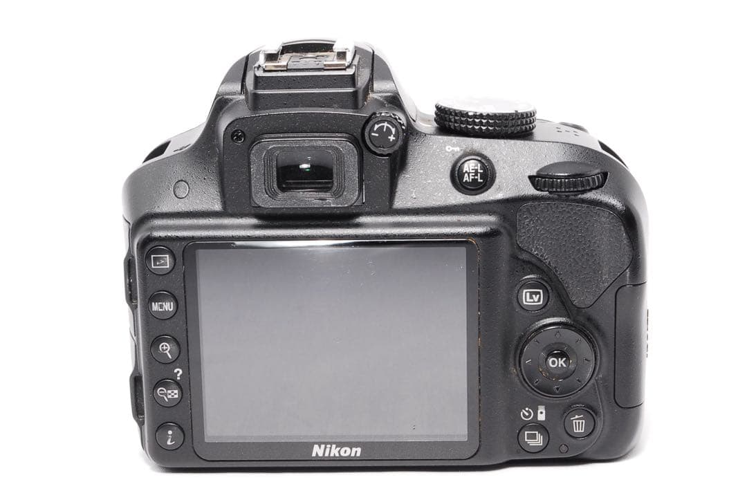 ◆ショット数僅か◆Nikon D3300◆Flash Air付き◆一眼レフカメラ