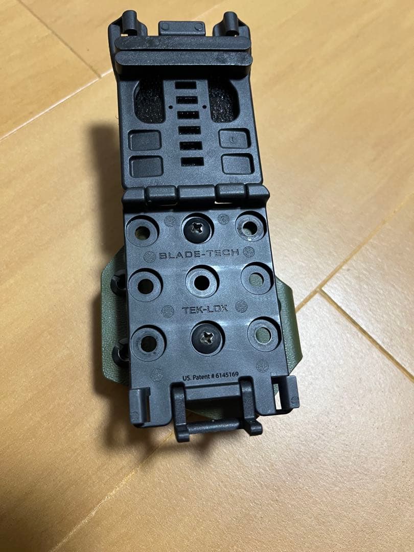 TREXARMS GLOCK17 gen5 マガジンキャリアー