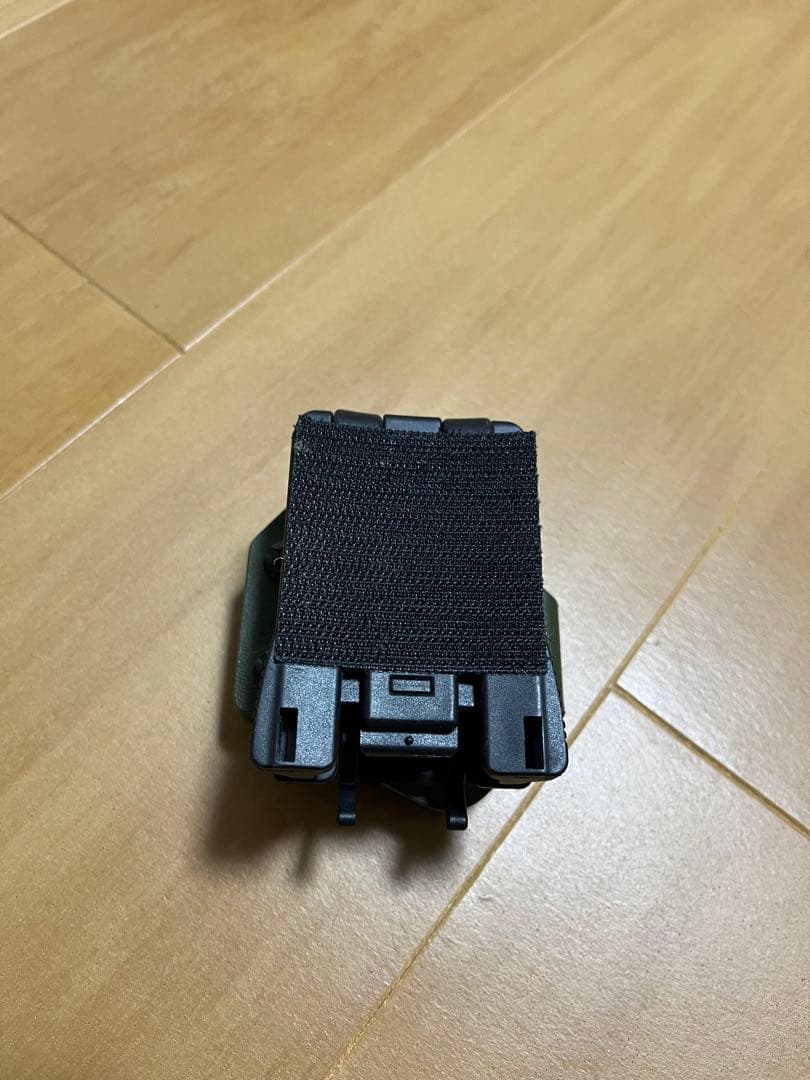 TREXARMS GLOCK17 gen5 マガジンキャリアー