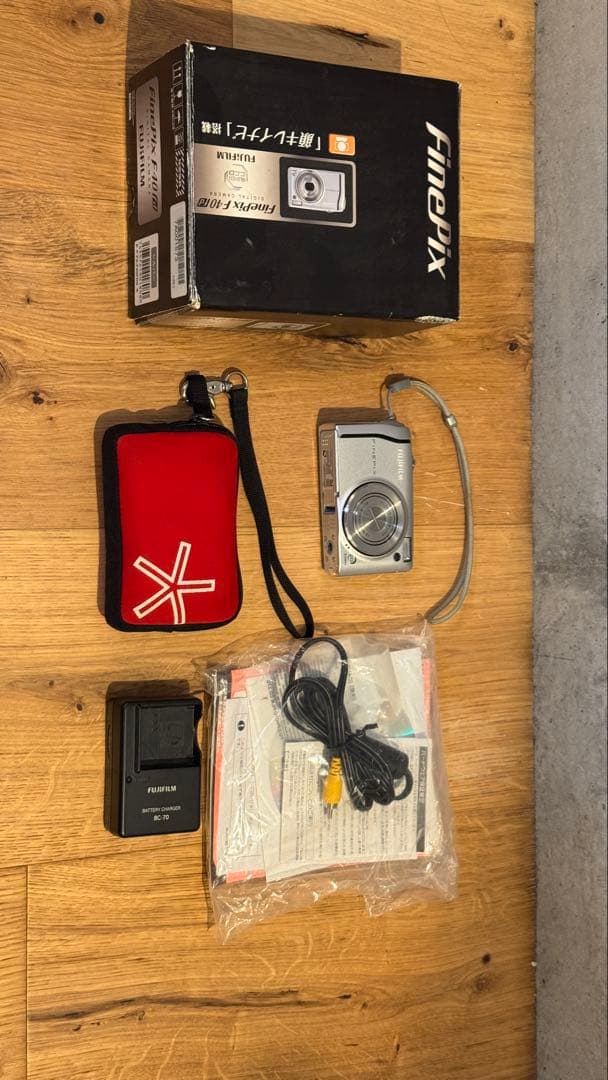 【カズちゃん専用】FUJIFILM FinePix F40fd デジタルカメラ